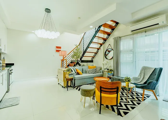 Cozy Modern 2br Loft, Monterrazas,
