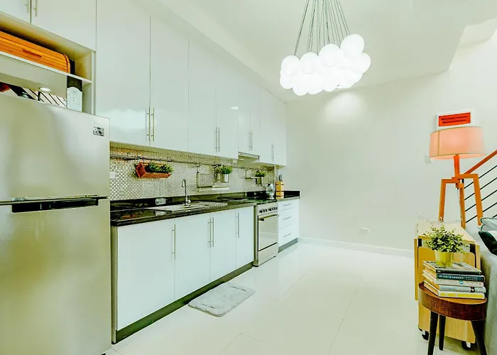 Cozy Modern 2br Loft, Monterrazas, Vakantiehuis Cebu