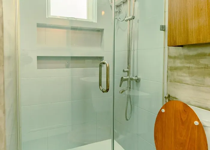 Vakantiehuis Cozy Modern 2br Loft, Monterrazas, Cebu